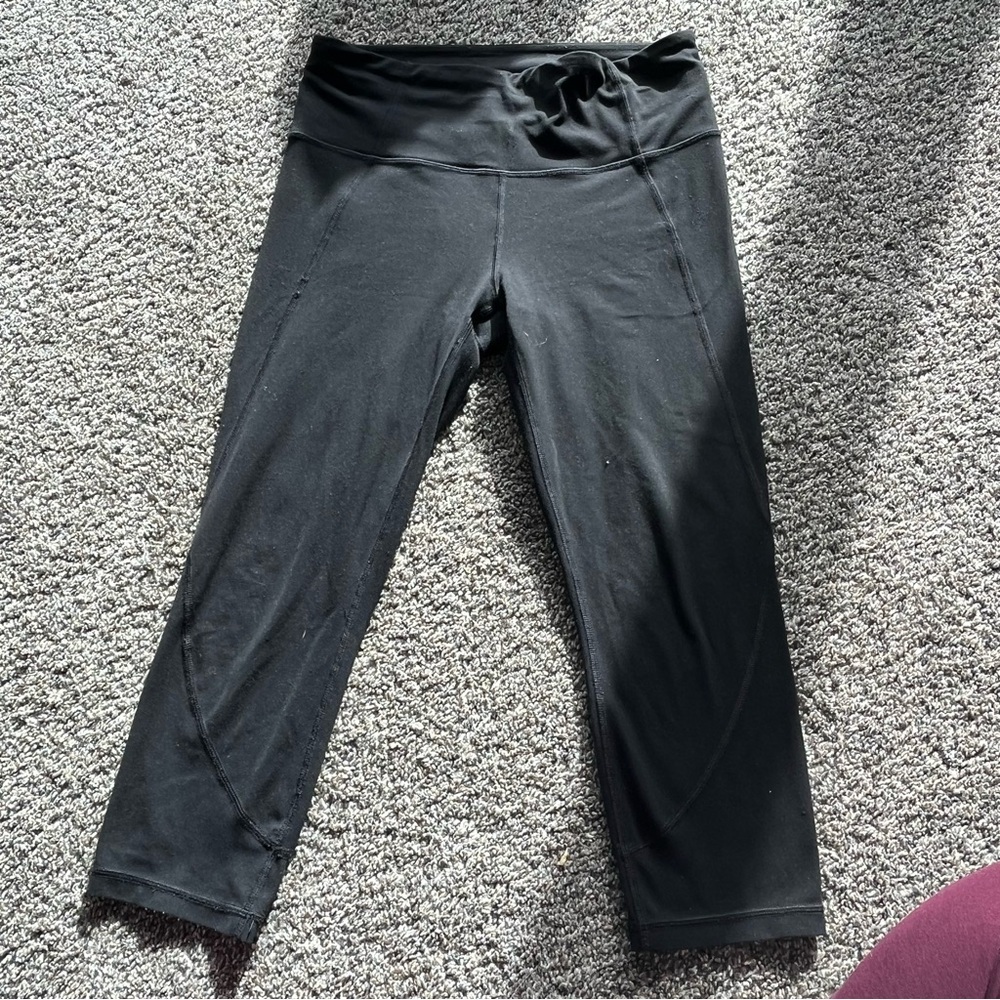 Athleta Cropped Leggings